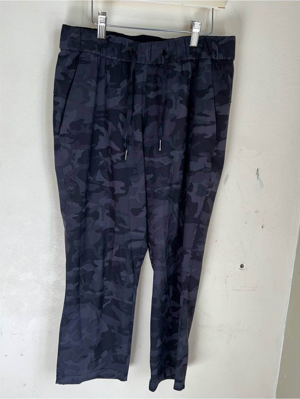 LULULEMON Black Camo Drawstring Pants